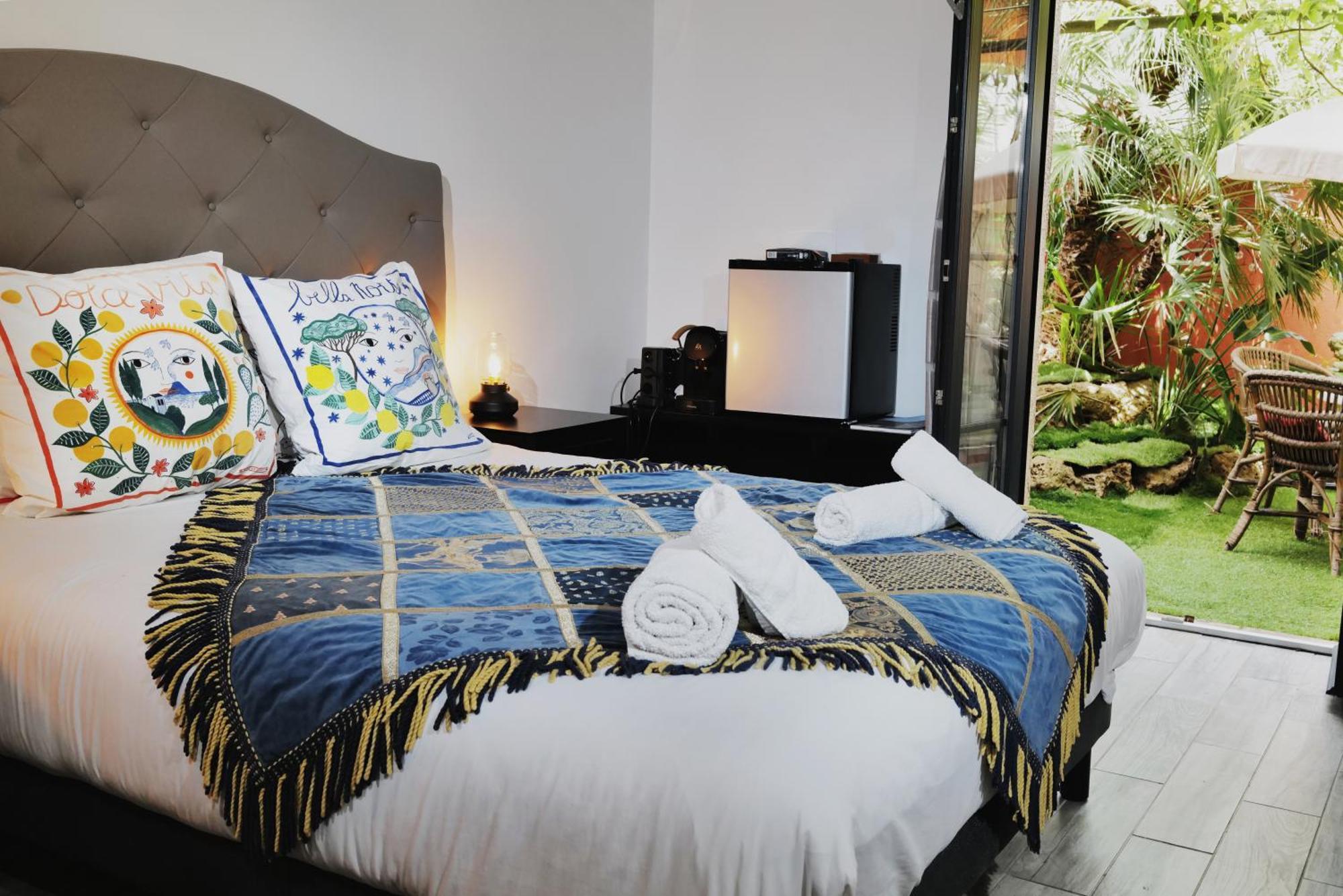 Lou Pitchoun: Luxurious Family Suite with Garden in Saint-Tropez Exterior photo